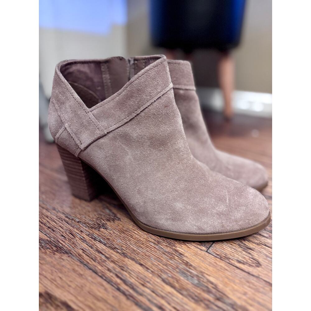 Koolaburra by UGG Othniel Taupe Suede Ankle Booties – Size 8.5